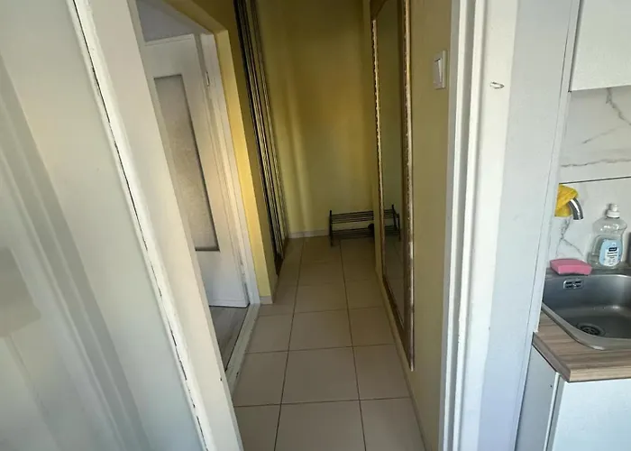 Апартаменти Randla 14