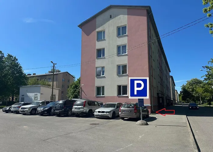 Апартаменти Randla 14